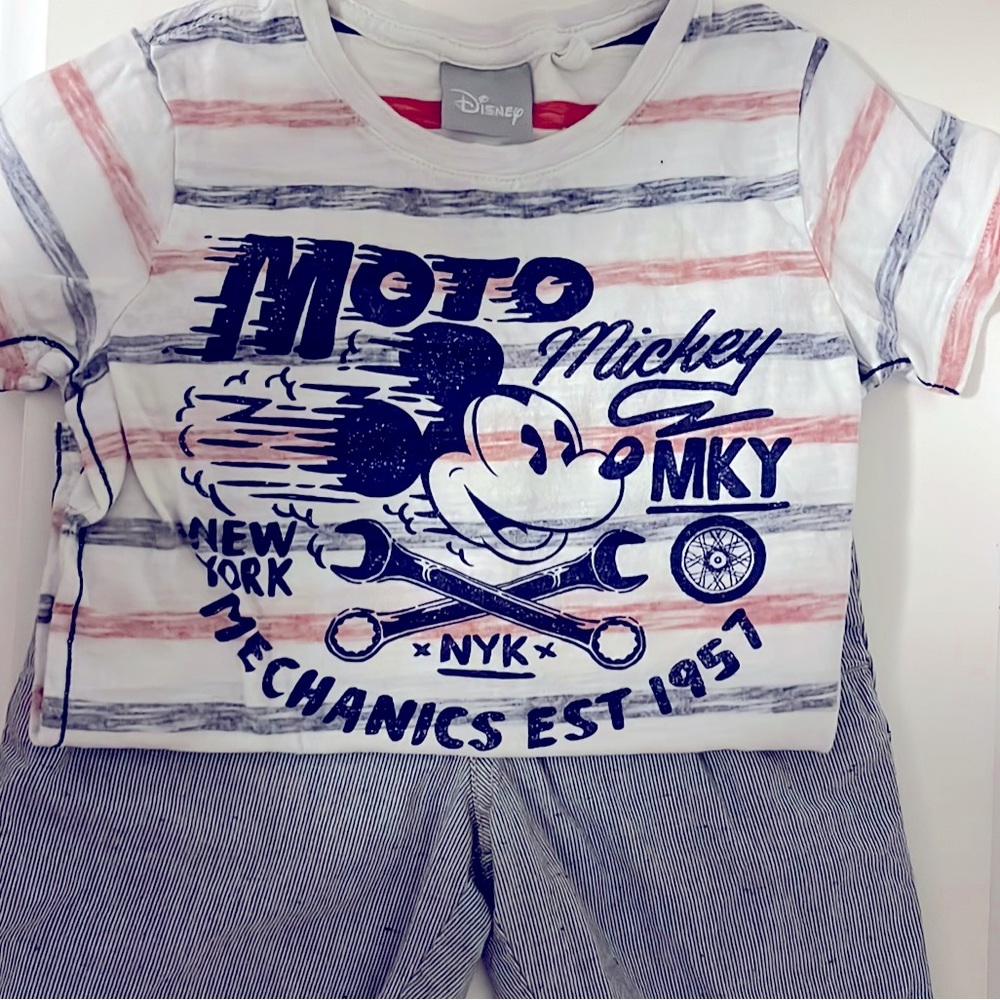 Adorable Mickey Mouse Shirt with Cat & Jack shorts - 5T Toddler Size!